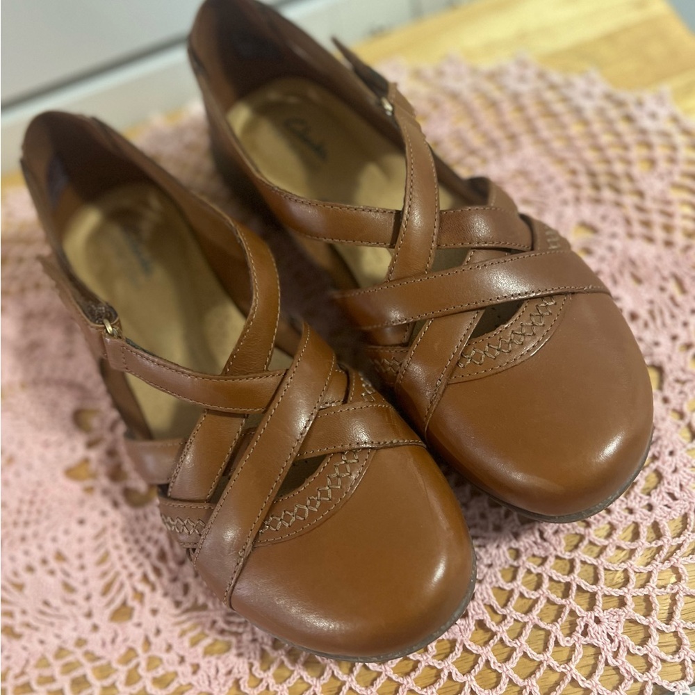 Clarks Brown Leather Flats with Criss-Cross Design